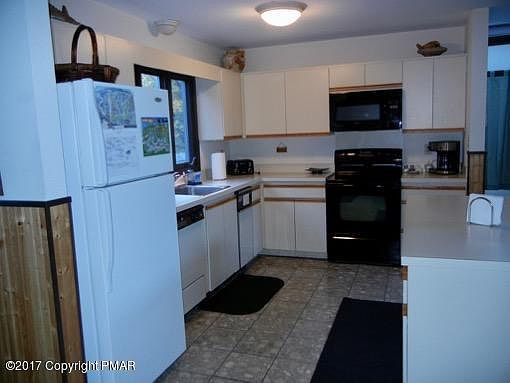 5th image of 306 Cross Country Ln