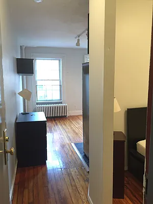 Rented by AJ Clarke | media 29