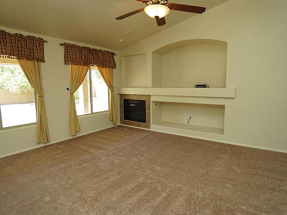 5th image of 2948 S Ironwood St