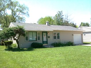 111 Tee Rd, Carpentersville, IL 60110