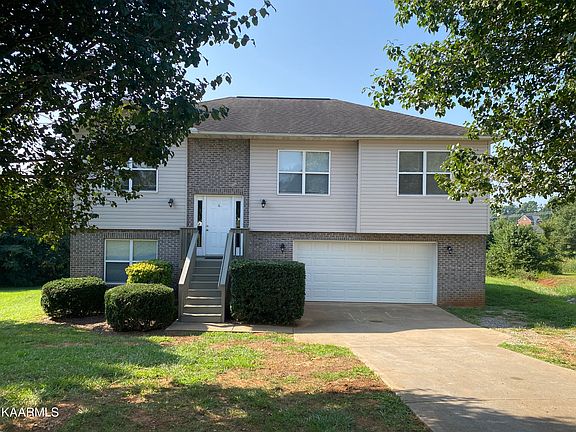 2nd image of 536 Hills Gate Cir