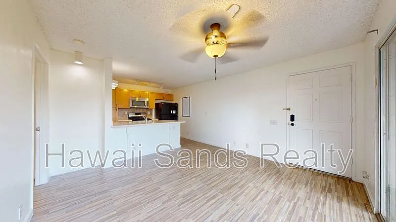 1 bed, 1.0 bath, 527 sqft, $2,975 — Photo 2