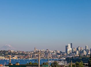 4020 Aurora Ave N APT 301, Seattle, WA 98103