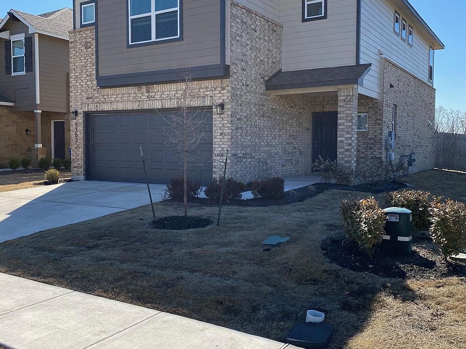 1st image of 1207 Aspen Grove Dr
