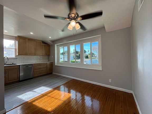 4th image of 7832 Loma Verde Ave