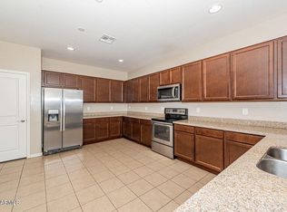 2729 E Dunbar Dr, Phoenix, AZ 85042