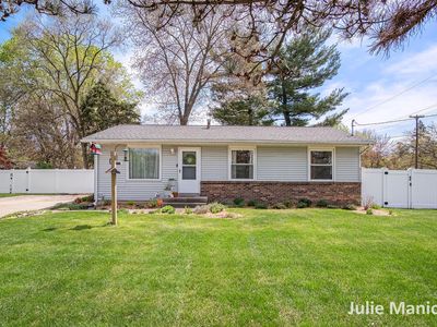 5190 Blaine Ave SE, Kentwood, MI, 49508