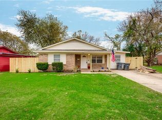 936 Cleardale Dr, Dallas, TX 75232