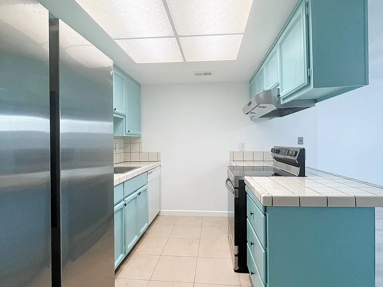 1013 Clinton Rd #1013 — Photo 3