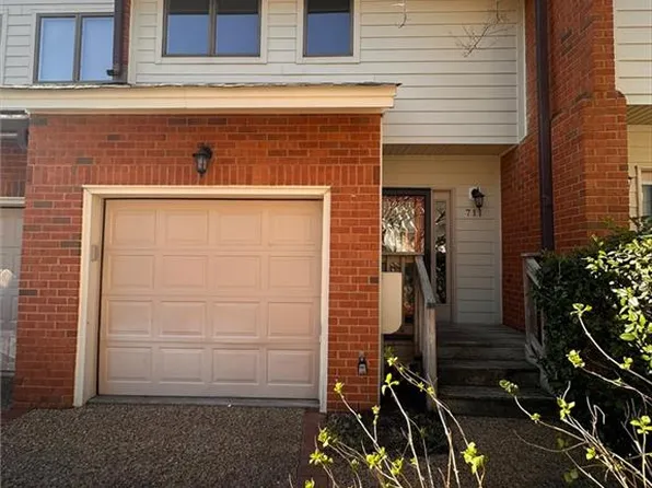 711 Coquina Ln, Virginia Beach, VA 23451