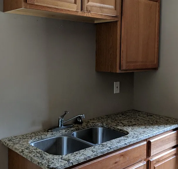 Modern Renovated East Point Townhome with Private Fenced Yard Walk to MARTA! — Photo 3