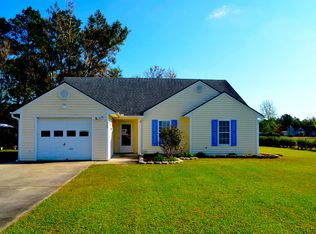 100 Bayer Ct, Havelock, NC 28532