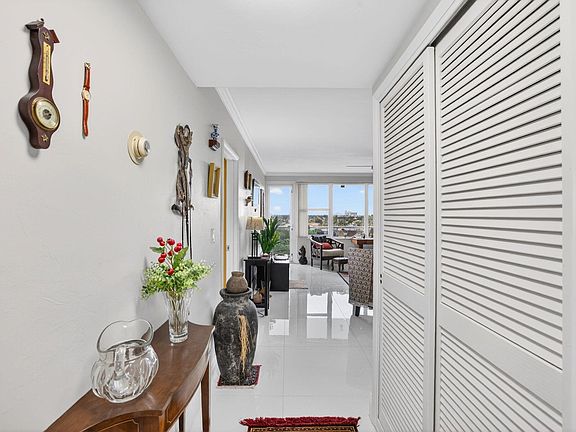 2nd image of 3333 NE 34th Street #701