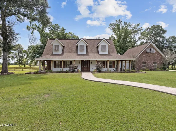 5761 Eagle Pass Dr, Youngsville, LA 70592