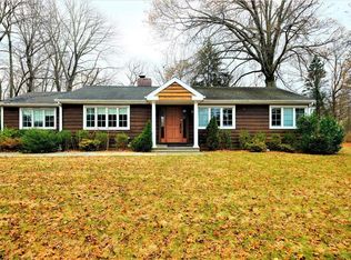 1 Hutchinson Ave, Scarsdale, NY 10583