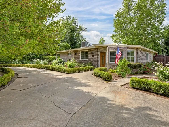 4940 Saint Lynn Ln, Carmichael, CA 95608