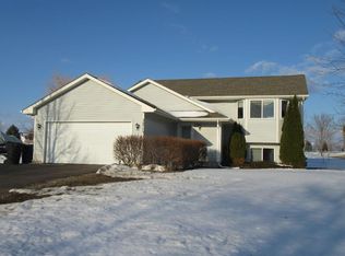 30775 Reflection Ave, Shafer, MN 55074