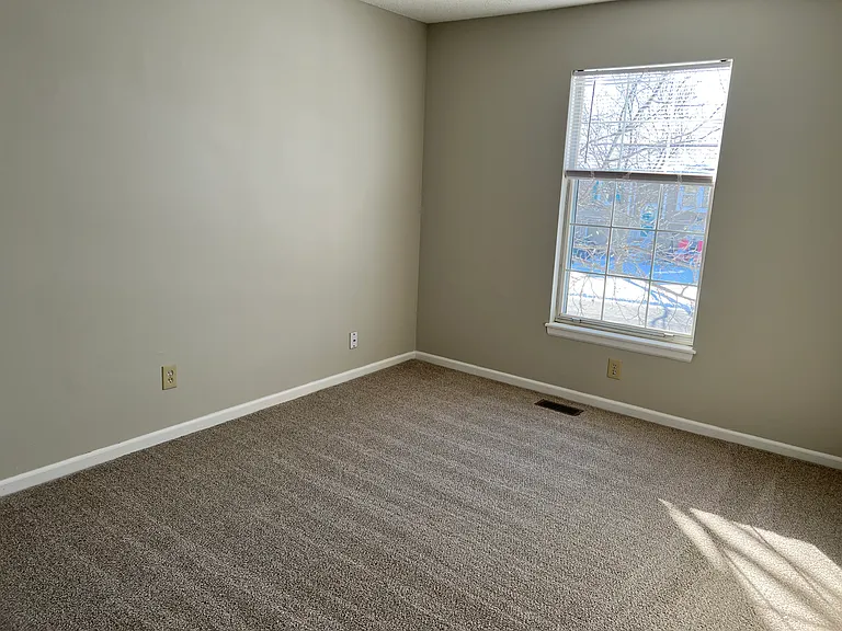 701 S Deerfield Dr — Photo 5