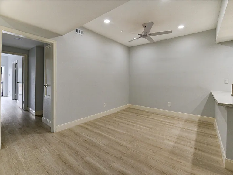 11711 Memorial Dr #534 — Photo 7