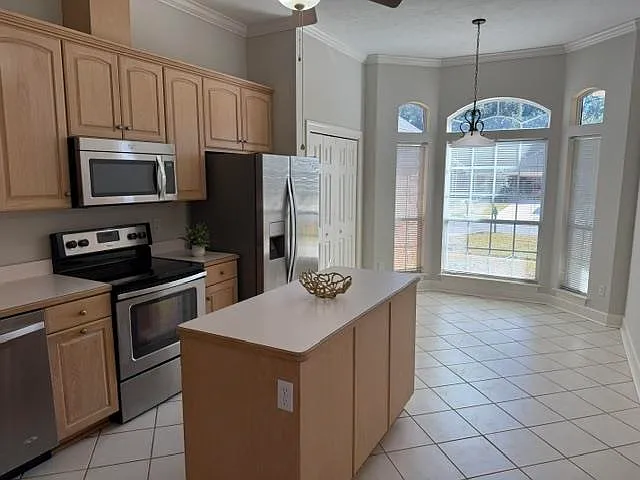 202 Baxter Ct — Photo 8