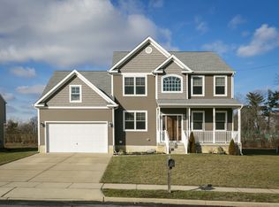 18 Bellows Ln, Cherry Hill, NJ 08002