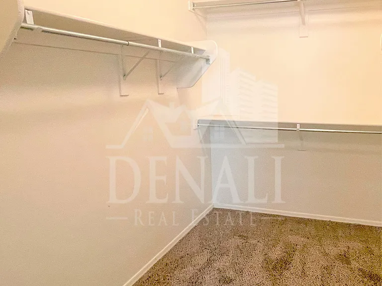 3557 E Erie St — Photo 15
