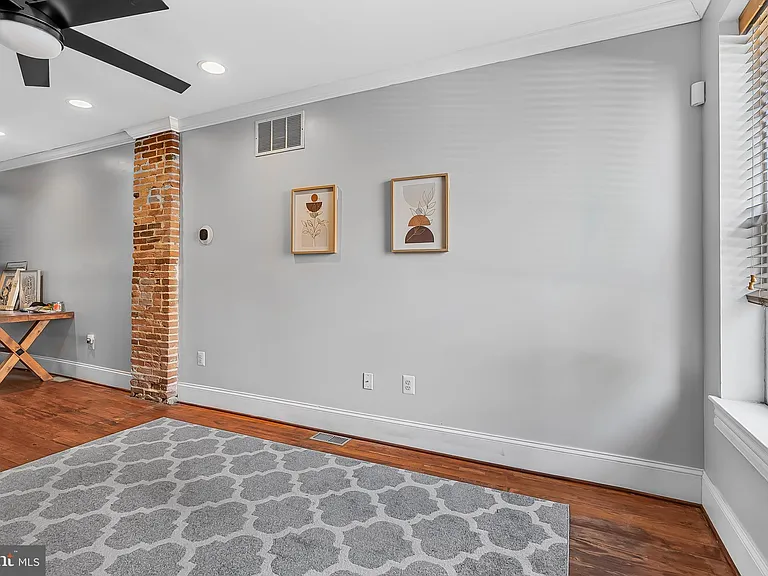 1509 William St — Photo 10