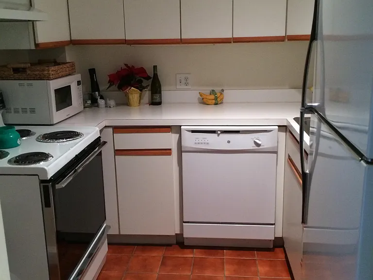 125 Beacon St #11 — Photo 2