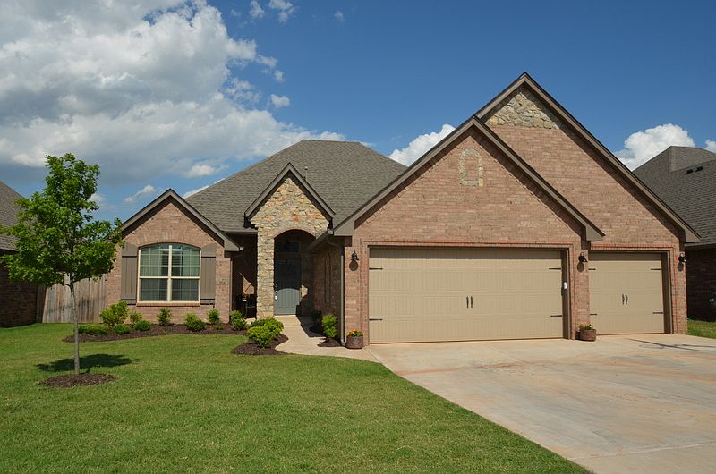 1st image of 14004 Drakes Way