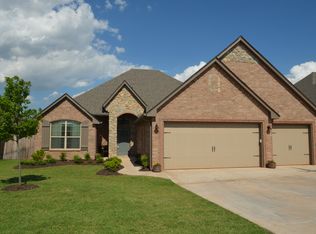 14004 Drakes Way, Yukon, OK 73099