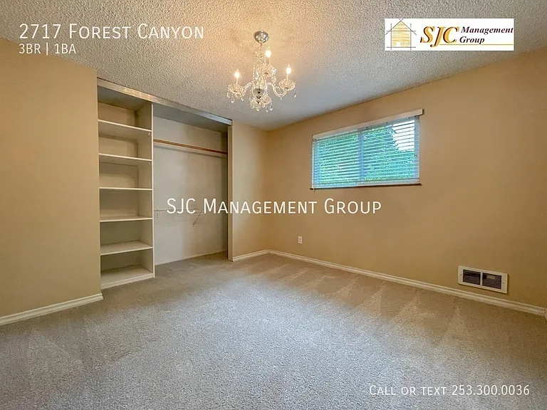 2717 Canyon Rd E — Photo 6