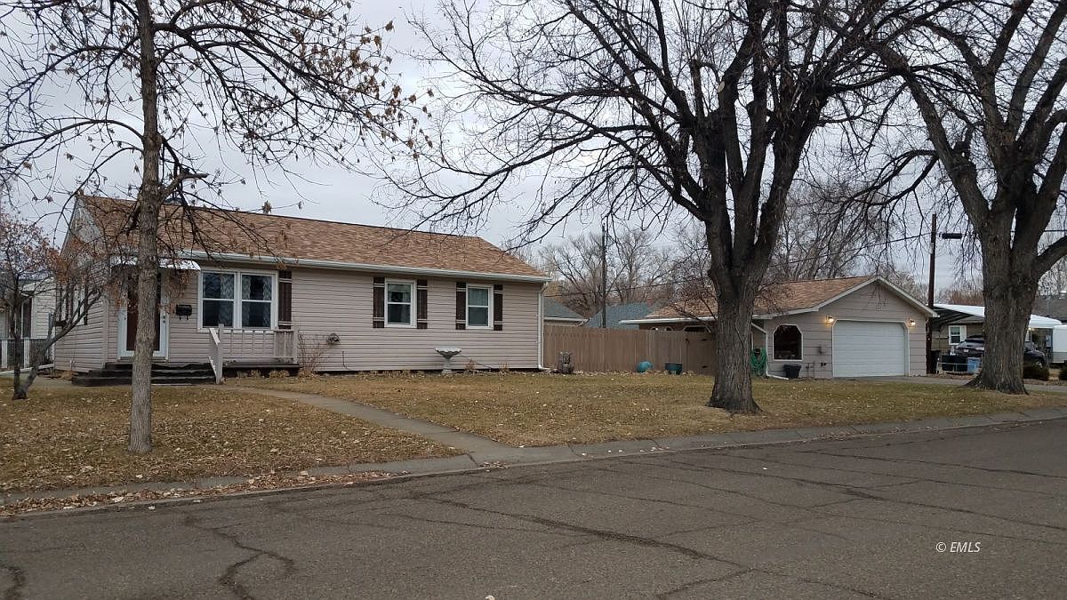 718 S Merriam Ave Miles City Mt 59301 Zillow