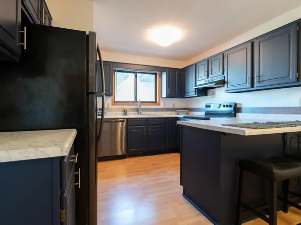 5425 Orleans Ln N APT 6, Plymouth, MN 55442
