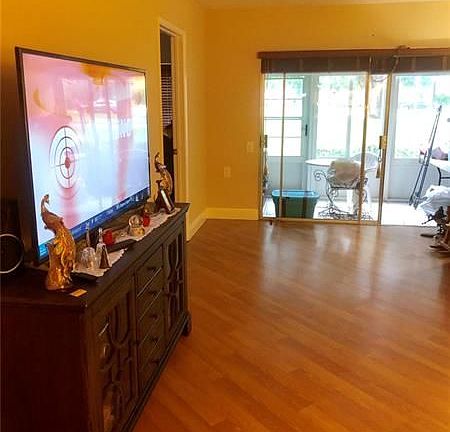 3rd image of 1205 Bahama Bnd APT B1