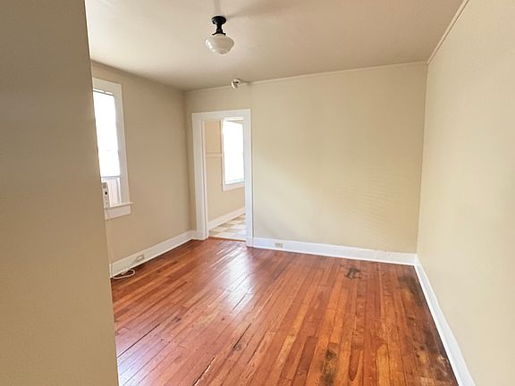4th image of 1715 Lowerline St