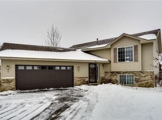 410 Garden Grove Ln, Hammond, WI 54015