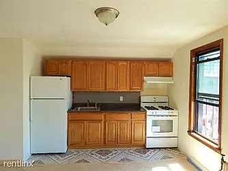 Rented by Metropolitan Realty