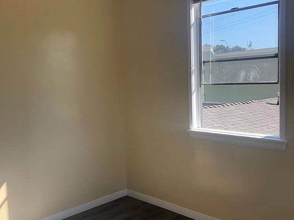 4th image of 11681 Atlantic Ave Unit D