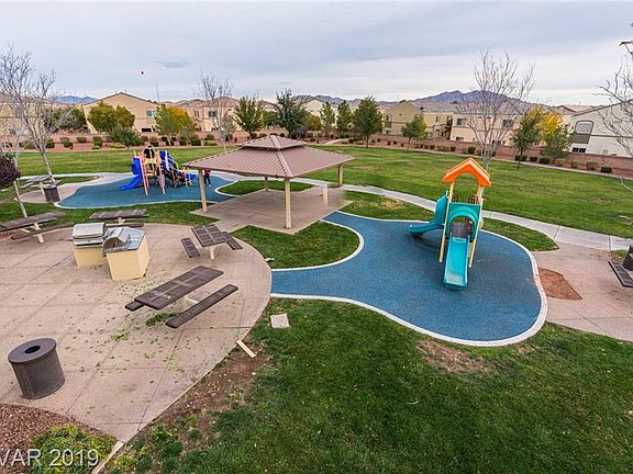 5th image of 6324 Desert Leaf St #2