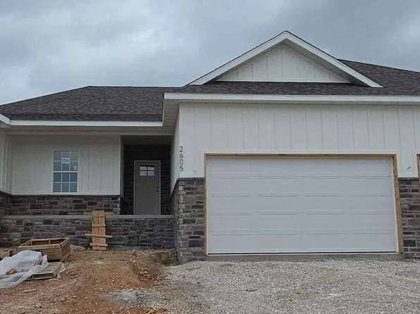 2605 W Webb Road, Ozark, MO 65721