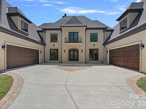 2nd image of 101 Wellfleet Ln