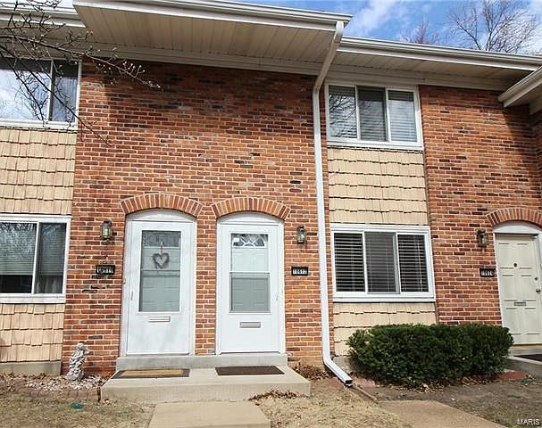 Front door on Right side