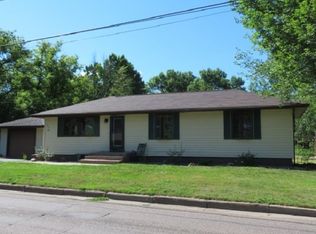 303 W Riverside Ave, Merrill, WI 54452
