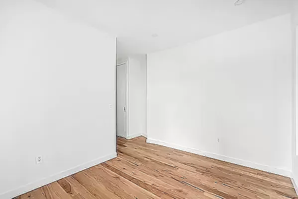 Rented by Living New York | media 11