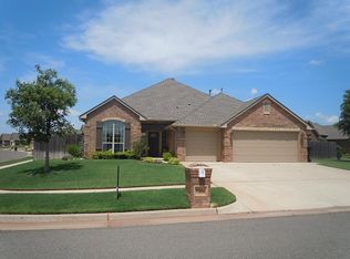 16001 Wild Creek Dr, Edmond, OK 73013