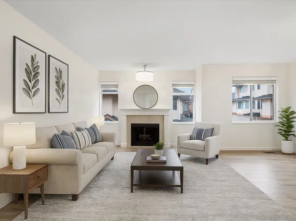 7231 Moffatt Rd #14, Richmond, BC V6Y 1X9