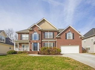 1217 Greatcoat Ln, Knoxville, TN 37922