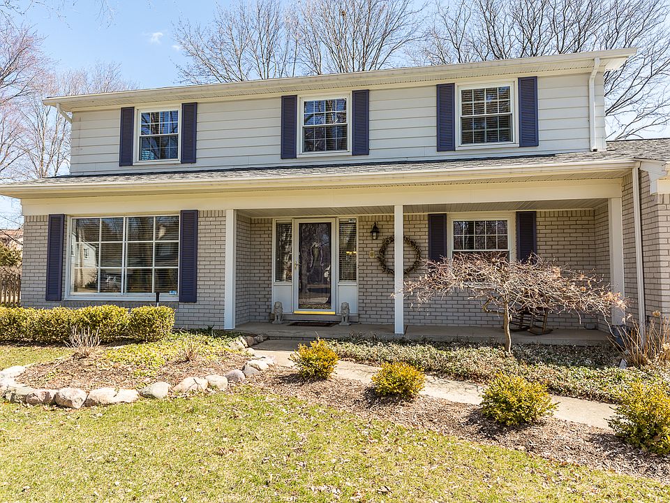 1st image of 30138 Club House Ln