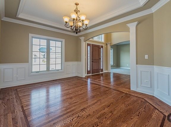 4th image of 11636 S Century Cir