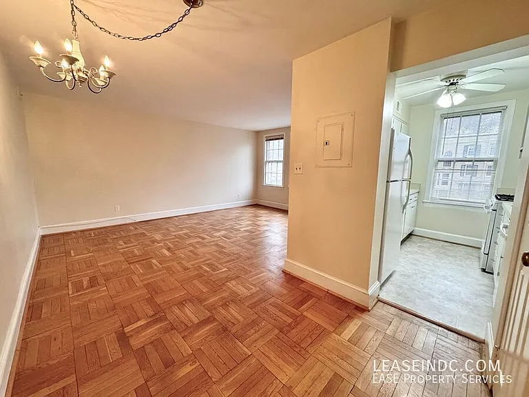 2721 Ordway St NW #4 — Photo 3